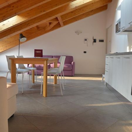 Cece' Dependance Apartment เลคโค ห้อง รูปภาพ